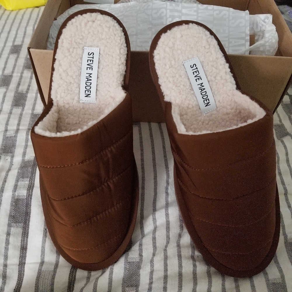 NIB Chex Brown Steve Madden mules size 7